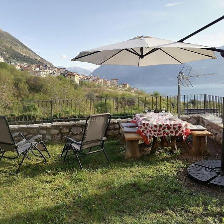 Апартаменти Casa Sasso Тавернола-Бергамаска Екстер'єр фото